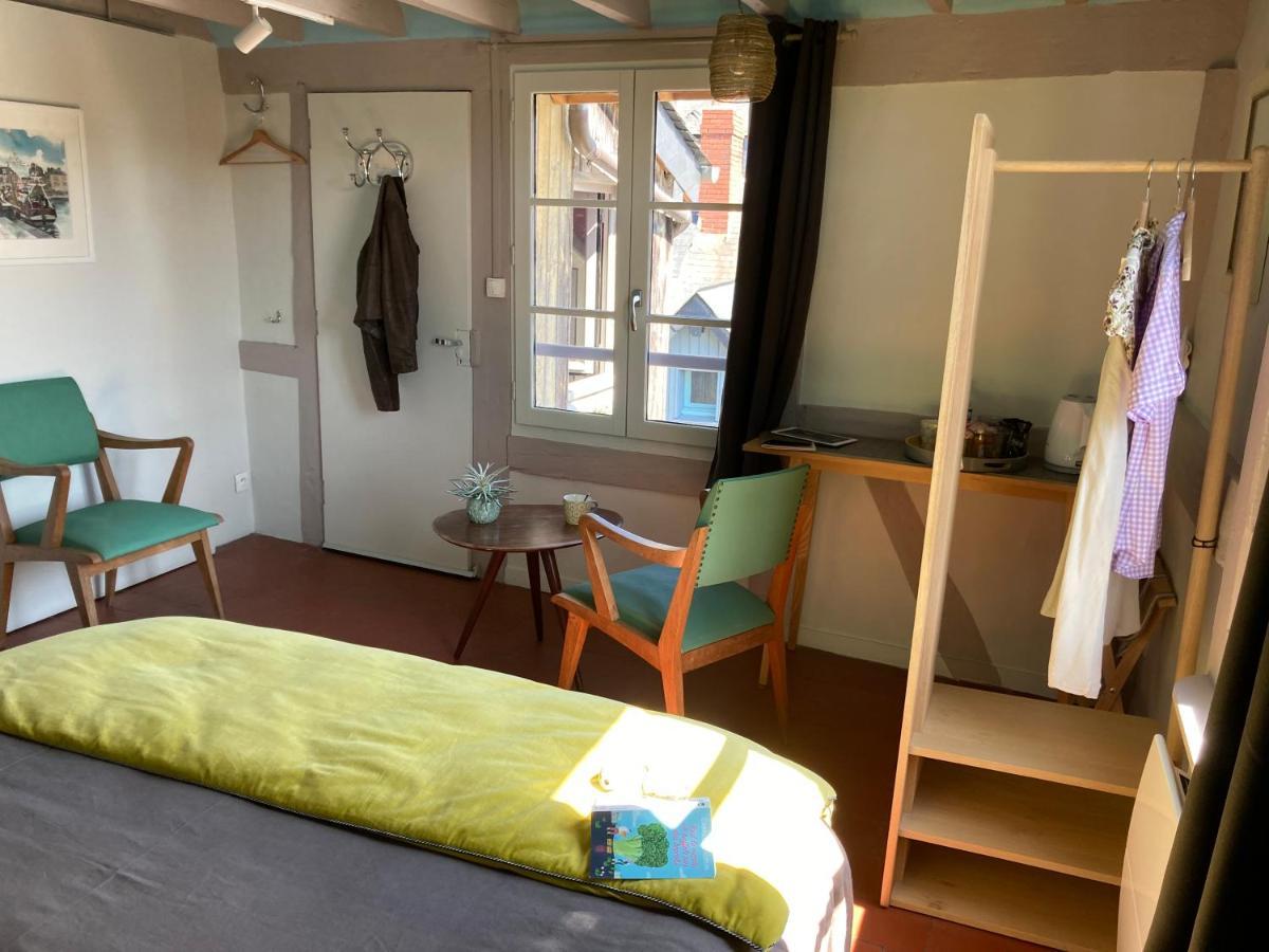 Chambres Chez L'Habitant Capucine Honfleur Eksteriør billede