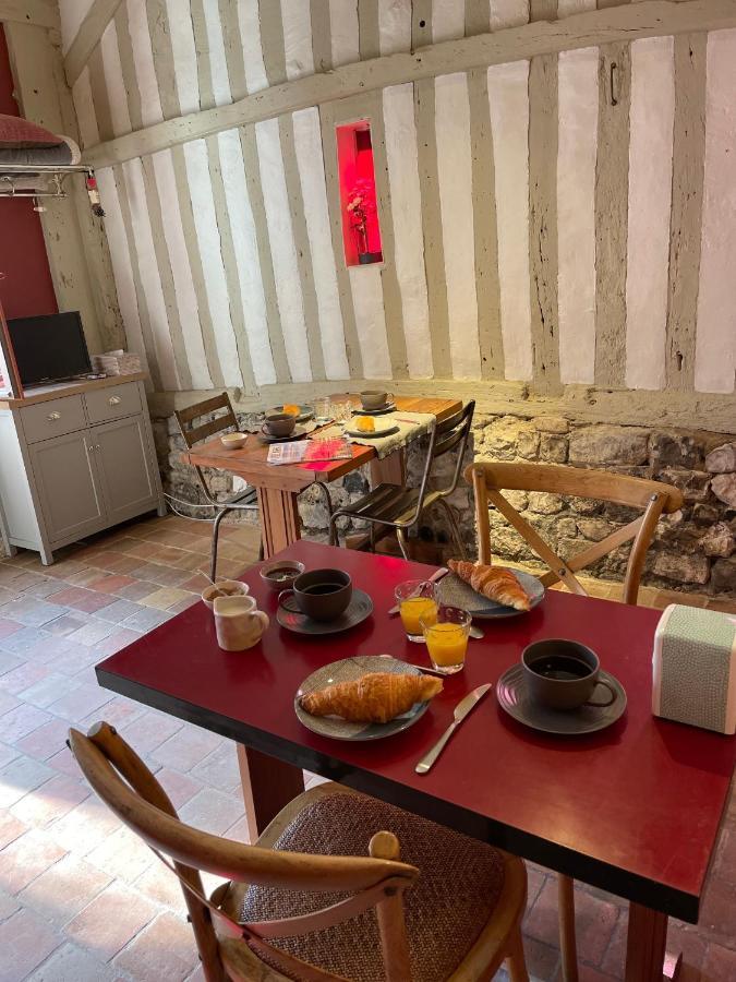 Chambres Chez L'Habitant Capucine Honfleur Eksteriør billede