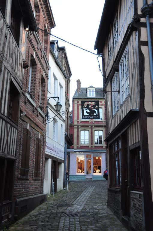 Chambres Chez L'Habitant Capucine Honfleur Eksteriør billede
