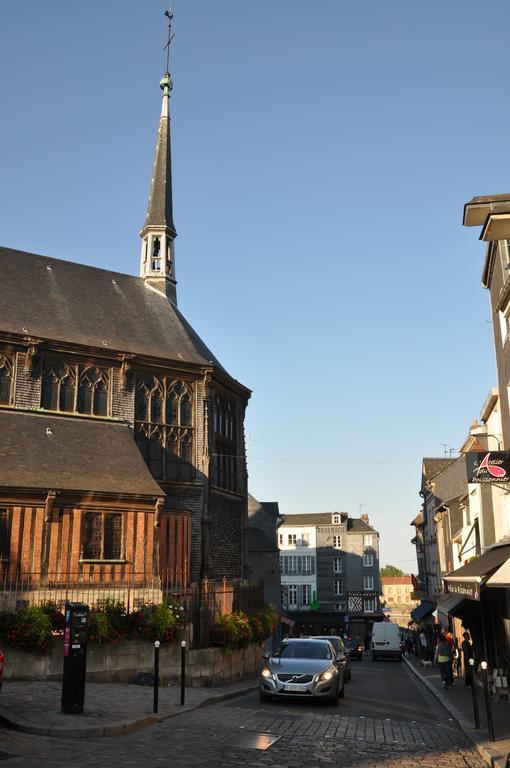 Chambres Chez L'Habitant Capucine Honfleur Eksteriør billede