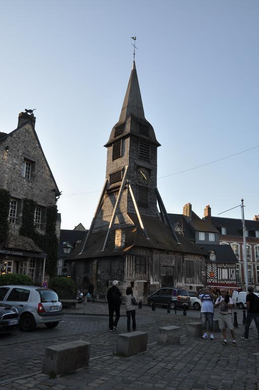 Chambres Chez L'Habitant Capucine Honfleur Eksteriør billede