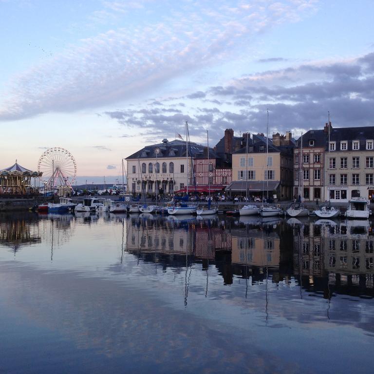 Chambres Chez L'Habitant Capucine Honfleur Eksteriør billede