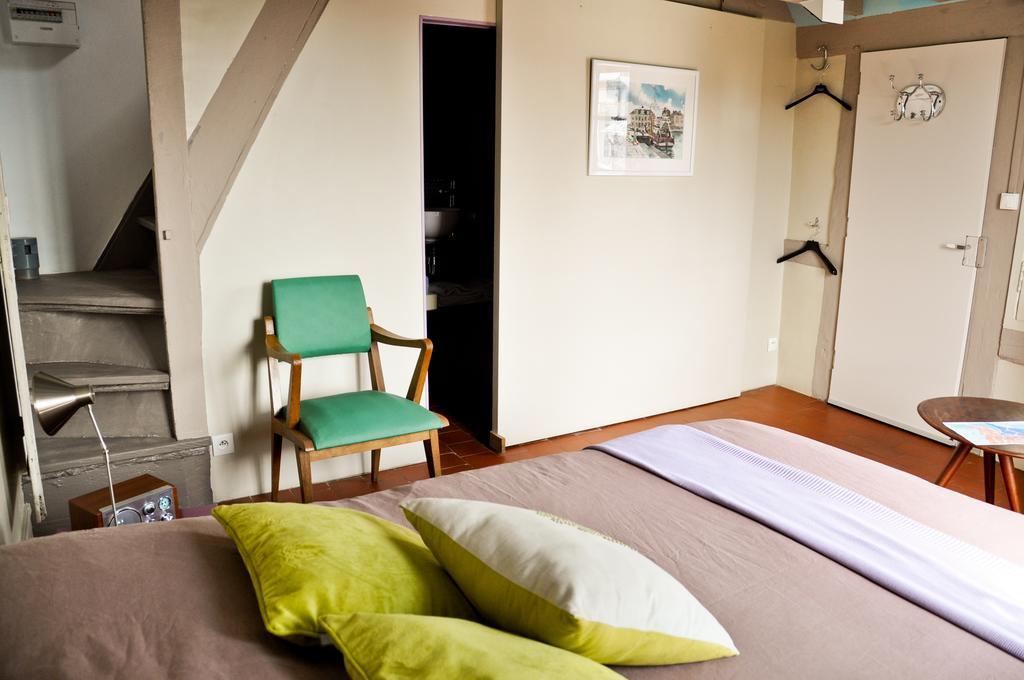 Chambres Chez L'Habitant Capucine Honfleur Eksteriør billede